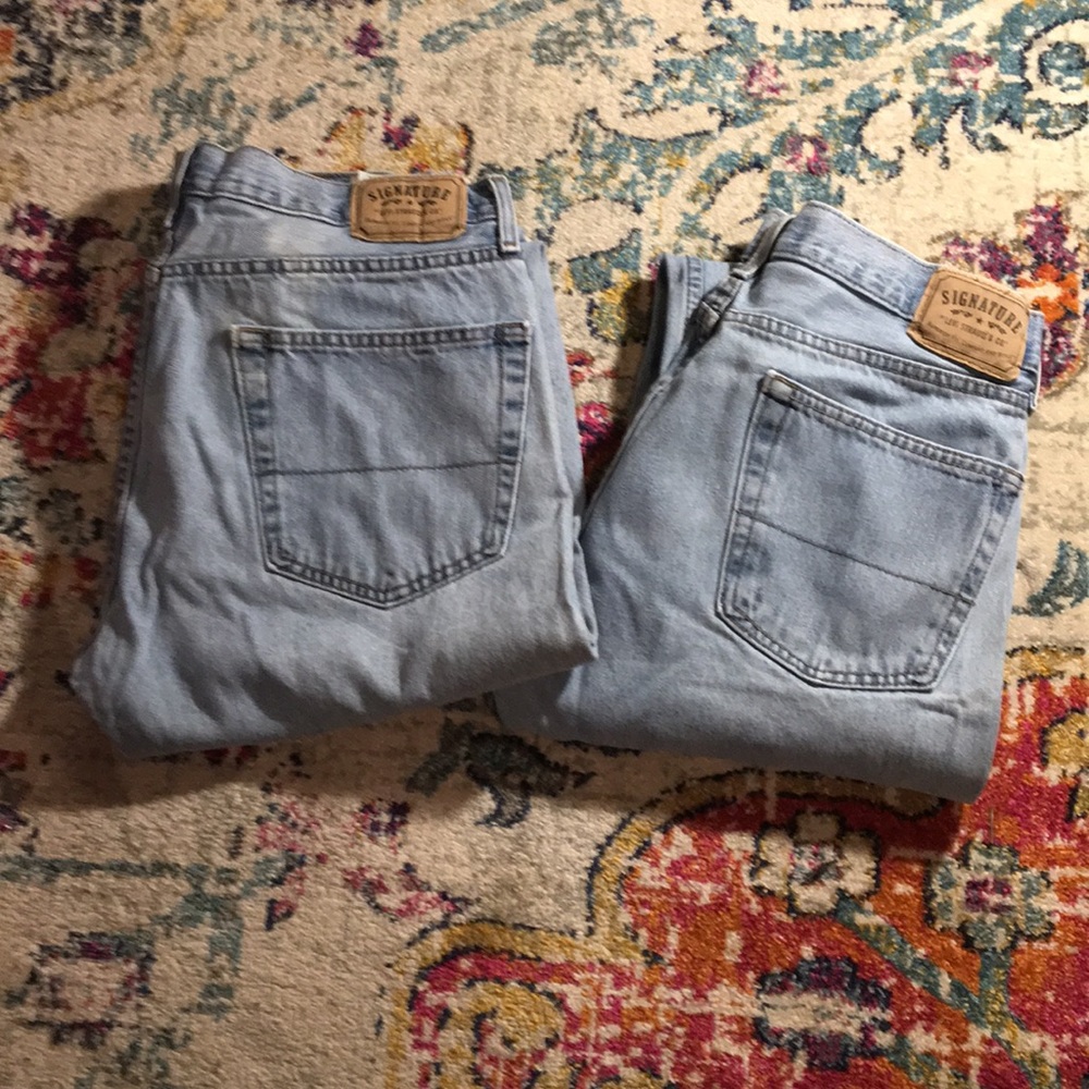 2 pairs of Levi’s 36x30